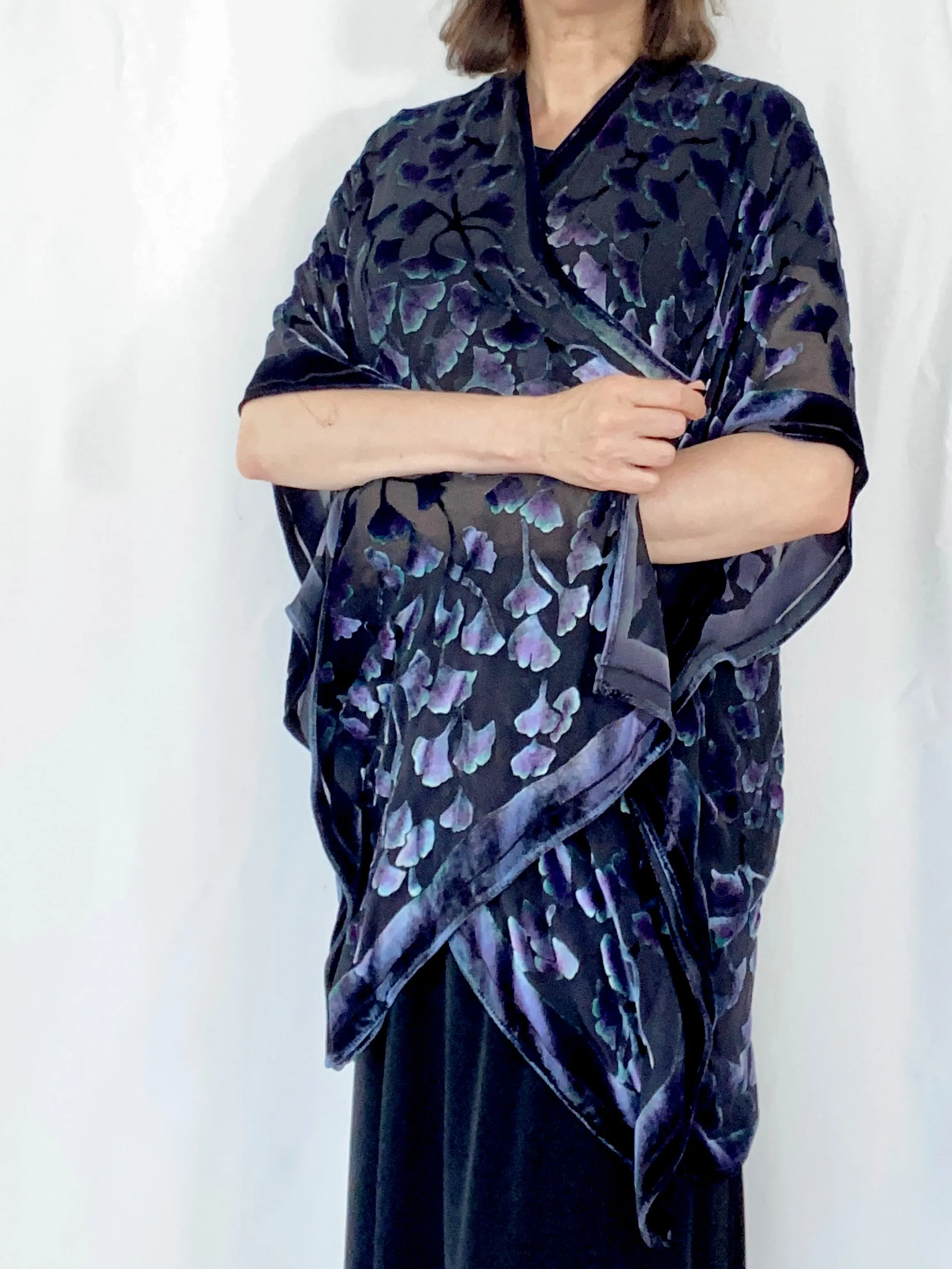 purple Branch Blossoms Kimono Jacket in Black