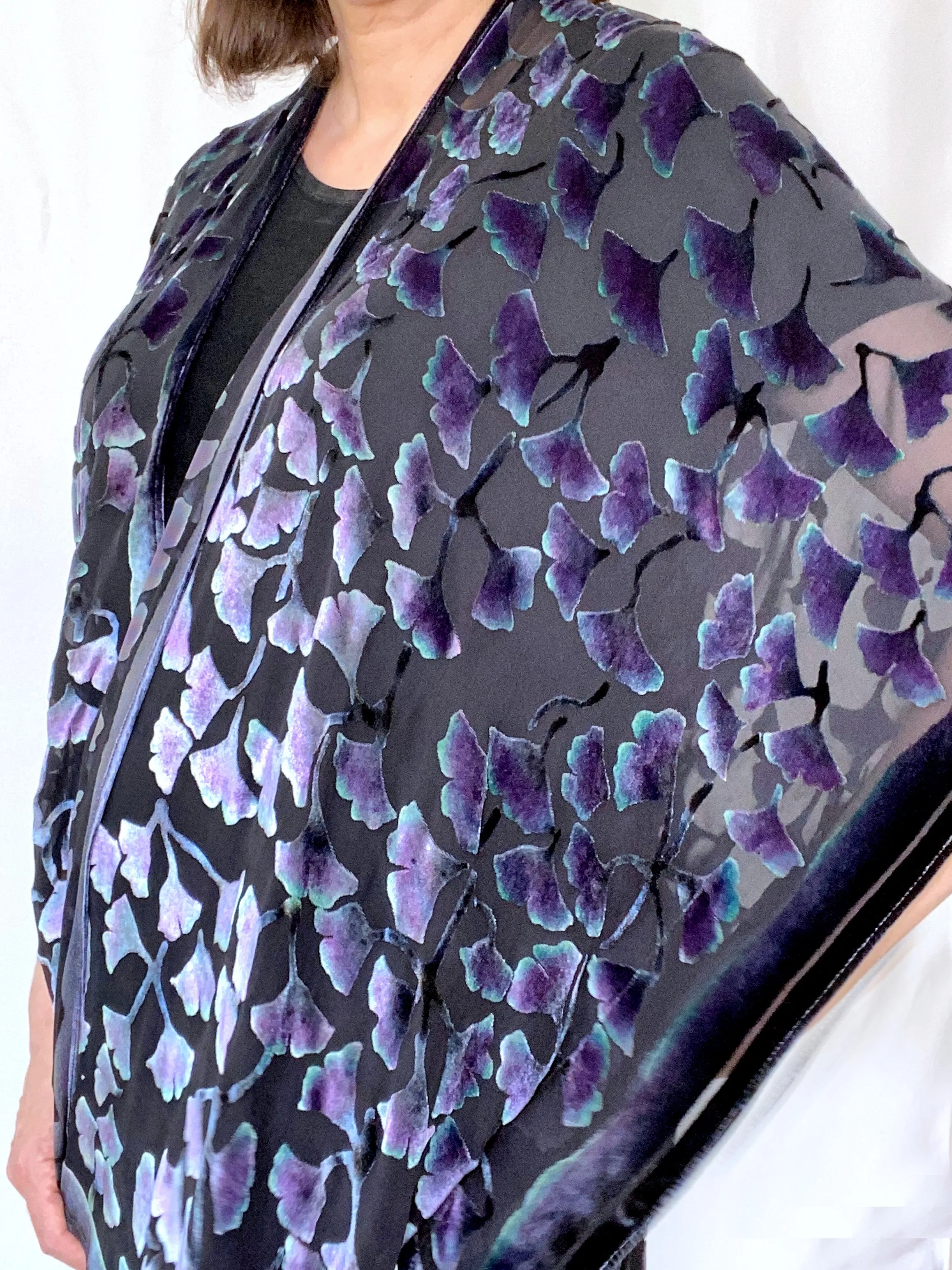 purple Branch Blossoms Kimono Jacket in Black
